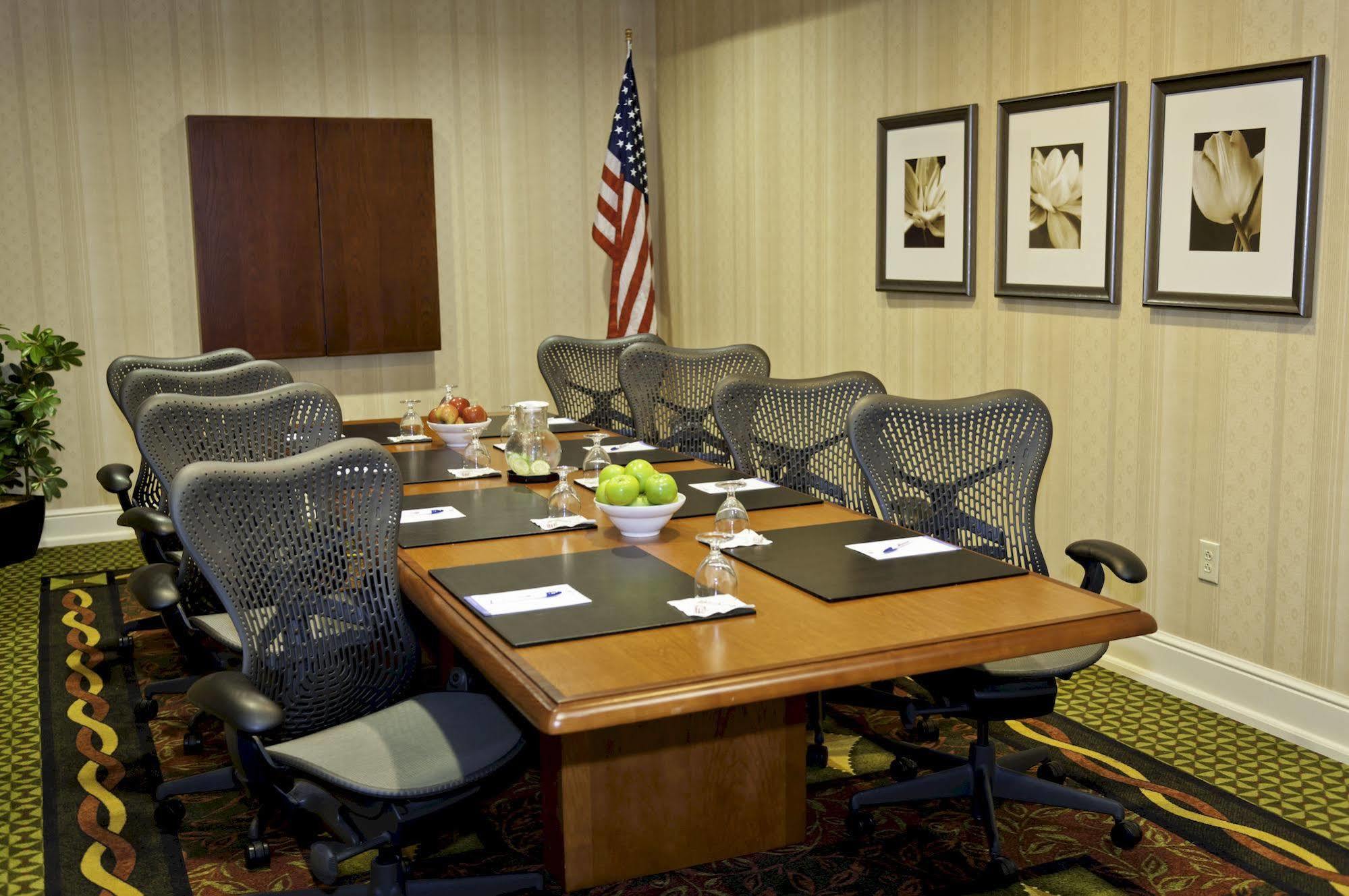 Hotel Hilton Garden - Biloxi Airport 3*